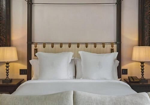 Four Seasons Hotel&residences